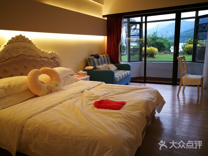 1513676743721024.jpg UmGMGeptvn3cKGhTT_wVzTBjhFbOVJVQ7I1CIG4rVGhF8y9SSCj5PBLbkxBQdMpfTYGVDmosZWTLal1WbWRW3A.jpg