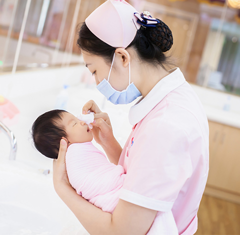 寶寶五官基礎(chǔ)護(hù)理和指導(dǎo)