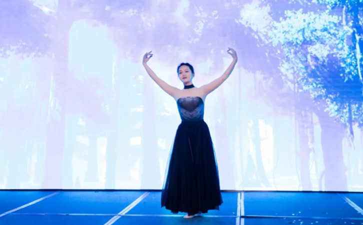 2023年禧月薈月子中心的年度總結表彰大會,也太精彩了15 2023年禧月薈月子中心的年度總結表彰大會,也太精彩了15